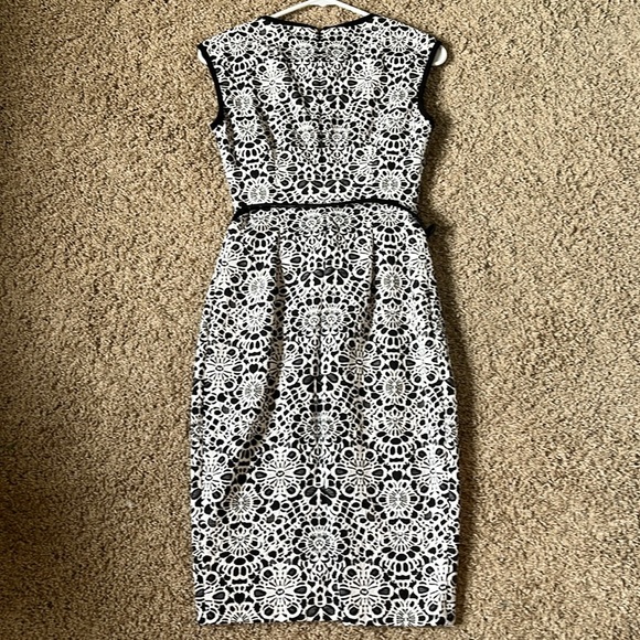 Like new Cache black and white dress - Picture 4 of 4
